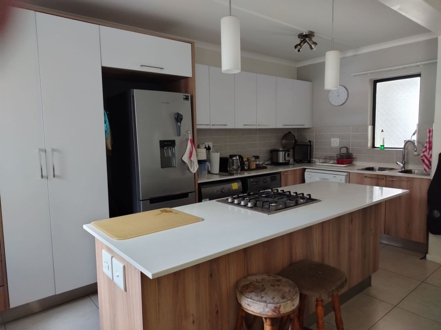 3 Bedroom Property for Sale in Longmeadow Gauteng