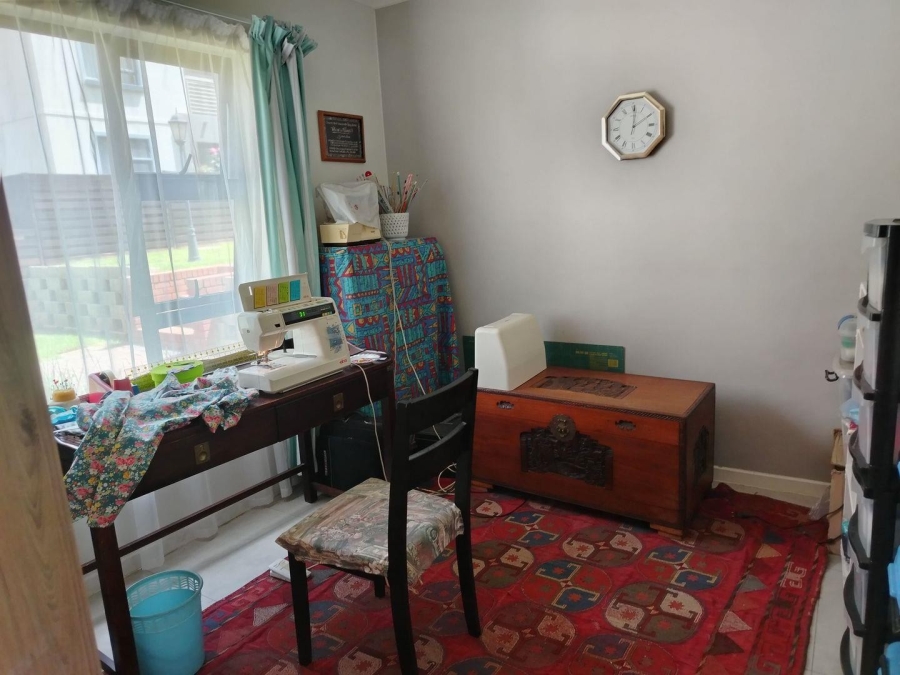 3 Bedroom Property for Sale in Longmeadow Gauteng