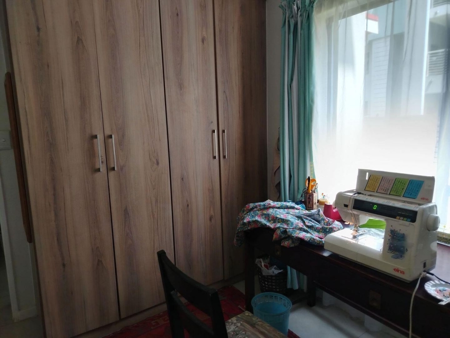 3 Bedroom Property for Sale in Longmeadow Gauteng