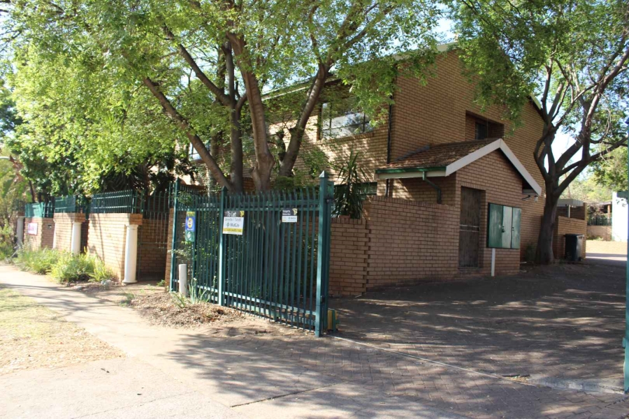 1 Bedroom Property for Sale in Sunnyside Gauteng