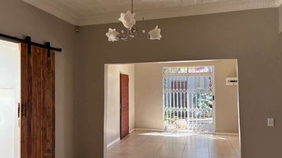 2 Bedroom Property for Sale in Westdene Gauteng