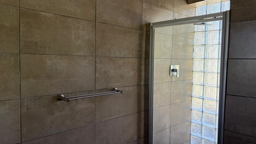 2 Bedroom Property for Sale in Westdene Gauteng