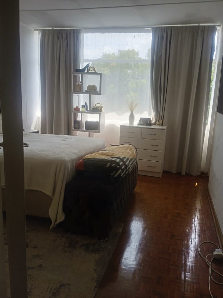 2 Bedroom Property for Sale in Florida Lake Gauteng