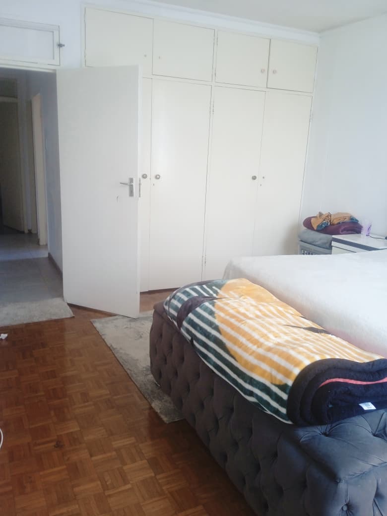 2 Bedroom Property for Sale in Florida Lake Gauteng