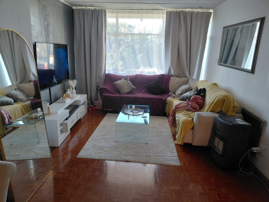 2 Bedroom Property for Sale in Florida Lake Gauteng