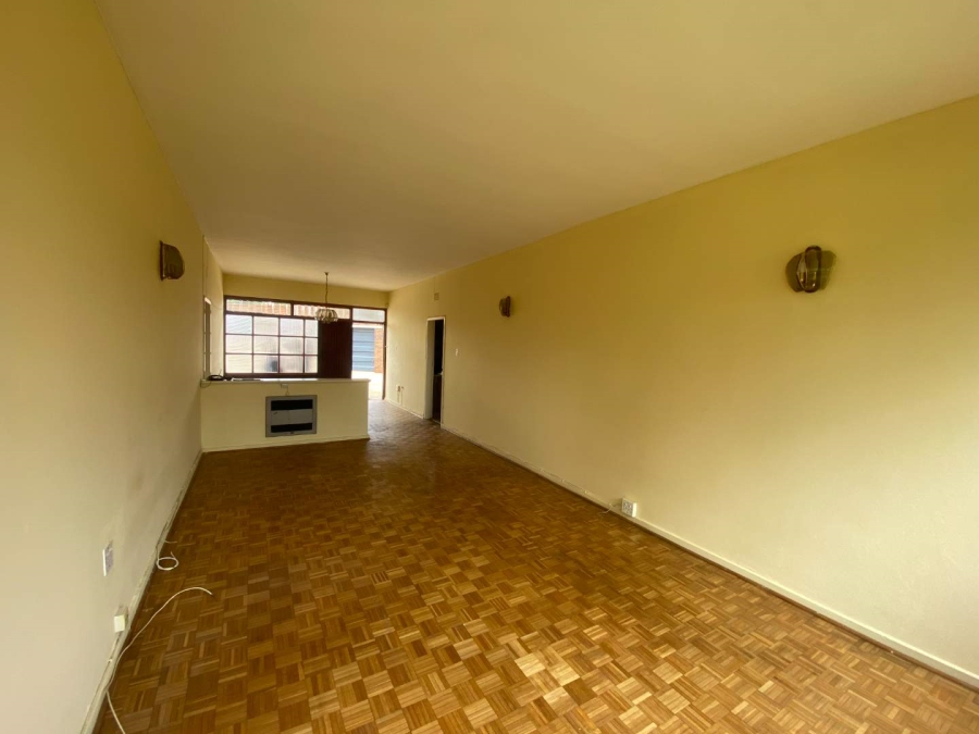To Let 2 Bedroom Property for Rent in Monument Gauteng