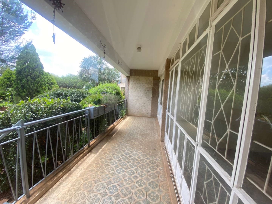 To Let 2 Bedroom Property for Rent in Monument Gauteng