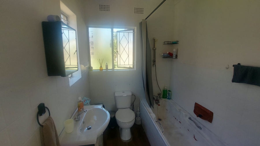 3 Bedroom Property for Sale in Roseacres Gauteng