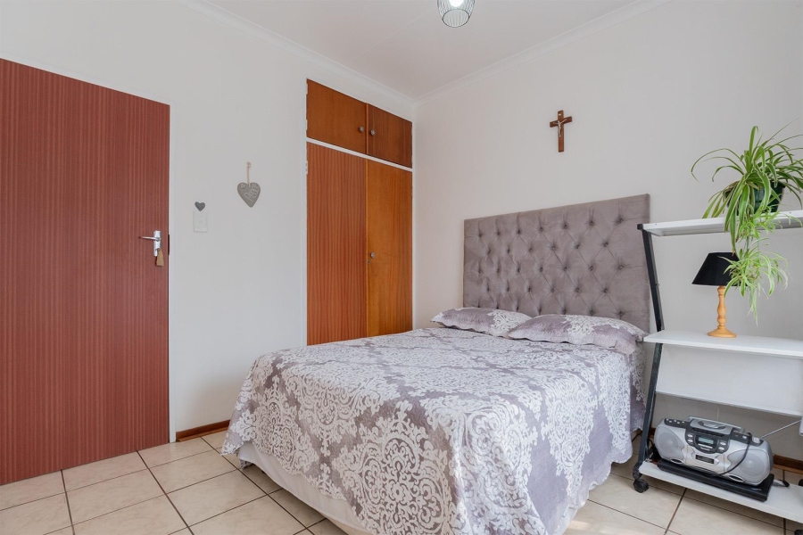 1 Bedroom Property for Sale in Birchleigh North Gauteng