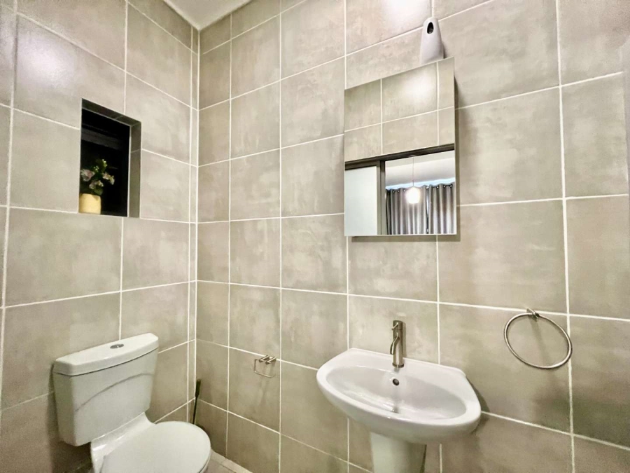 2 Bedroom Property for Sale in Linbro Park Gauteng