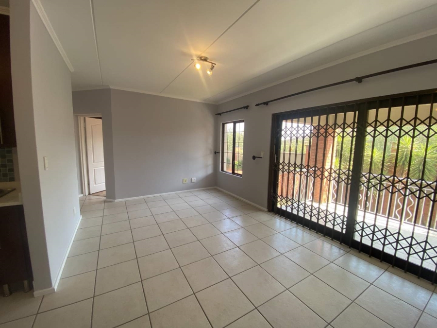 2 Bedroom Property for Sale in Glenvista Gauteng