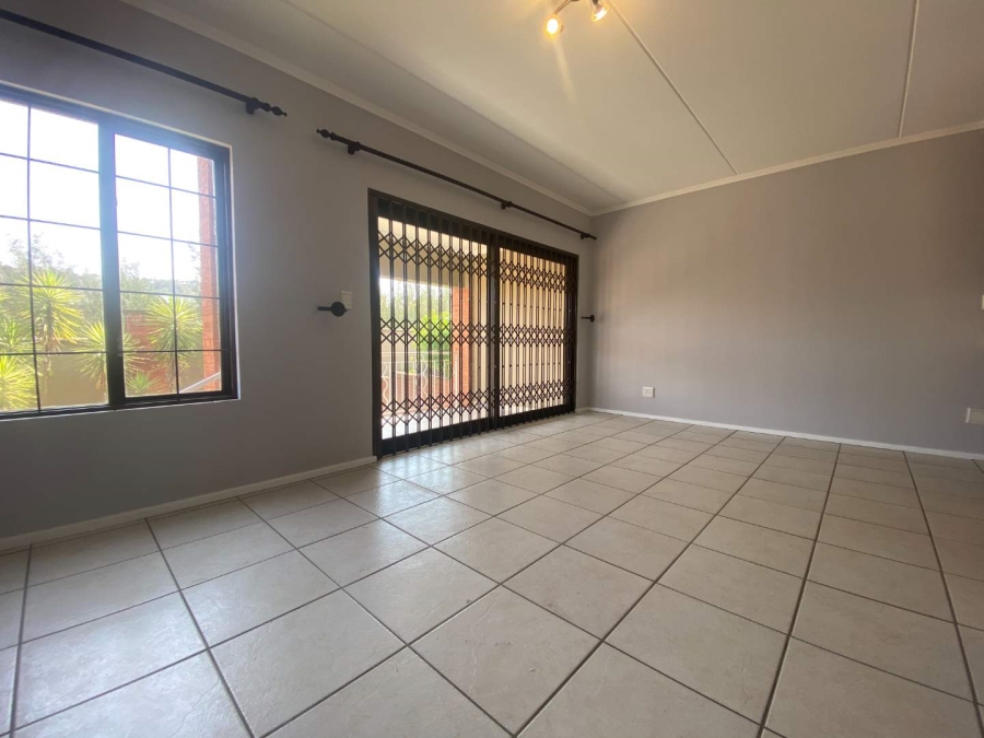 2 Bedroom Property for Sale in Glenvista Gauteng