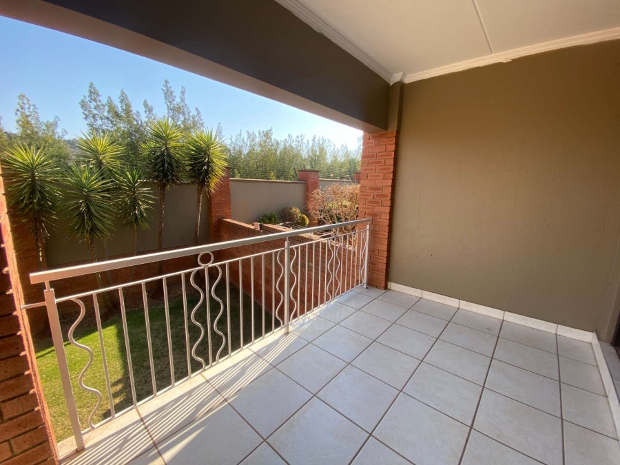 2 Bedroom Property for Sale in Glenvista Gauteng