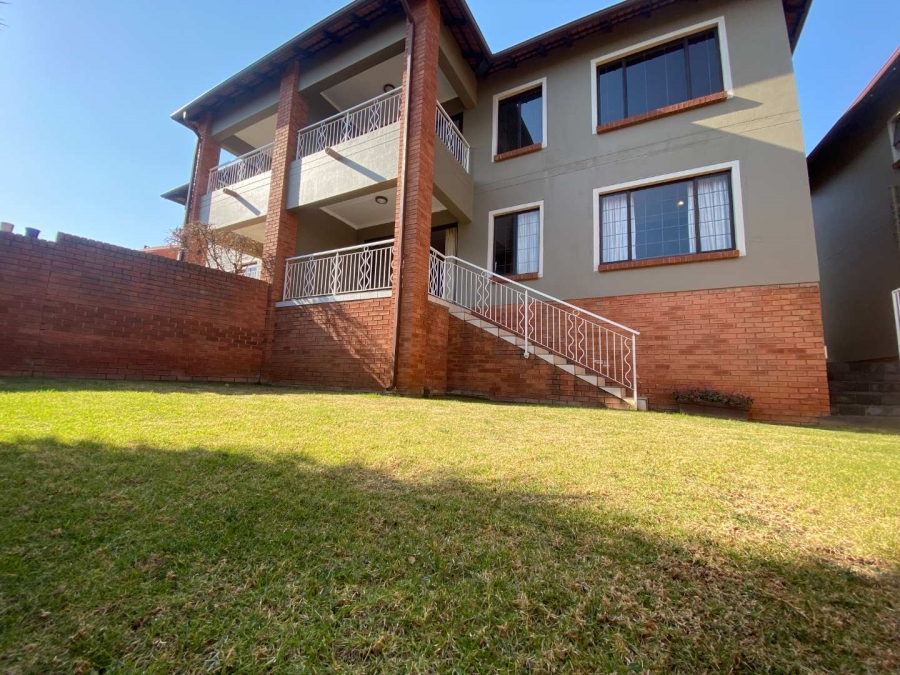 2 Bedroom Property for Sale in Glenvista Gauteng
