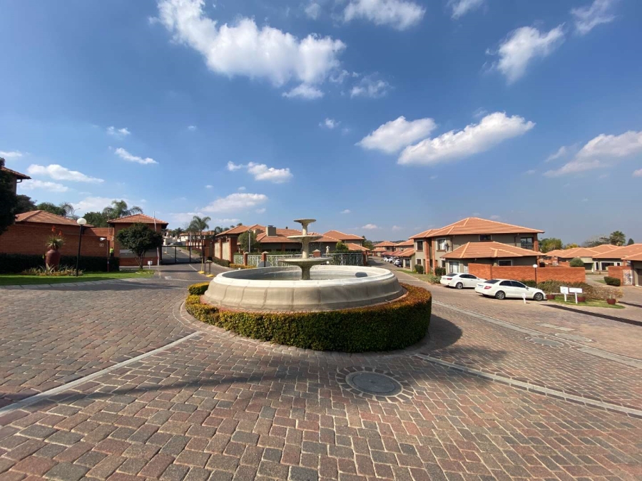 2 Bedroom Property for Sale in Glenvista Gauteng