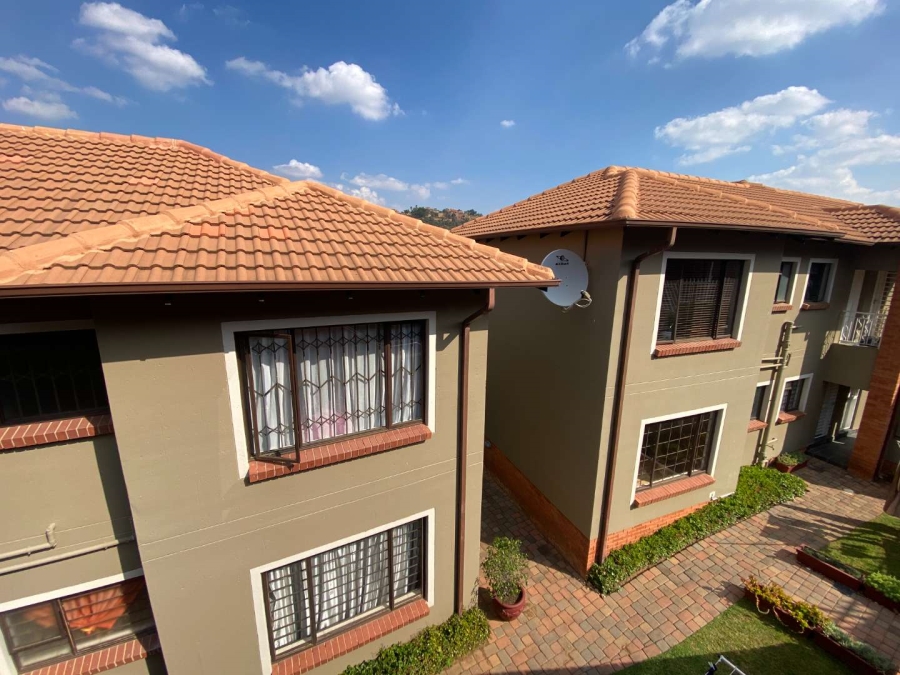 2 Bedroom Property for Sale in Glenvista Gauteng