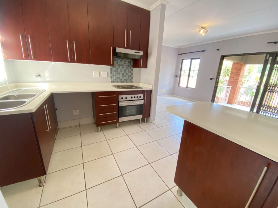 2 Bedroom Property for Sale in Glenvista Gauteng