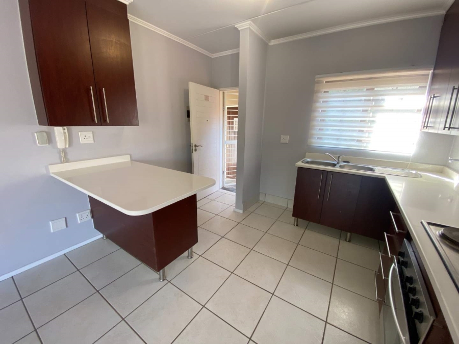 2 Bedroom Property for Sale in Glenvista Gauteng