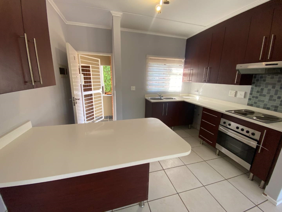 2 Bedroom Property for Sale in Glenvista Gauteng