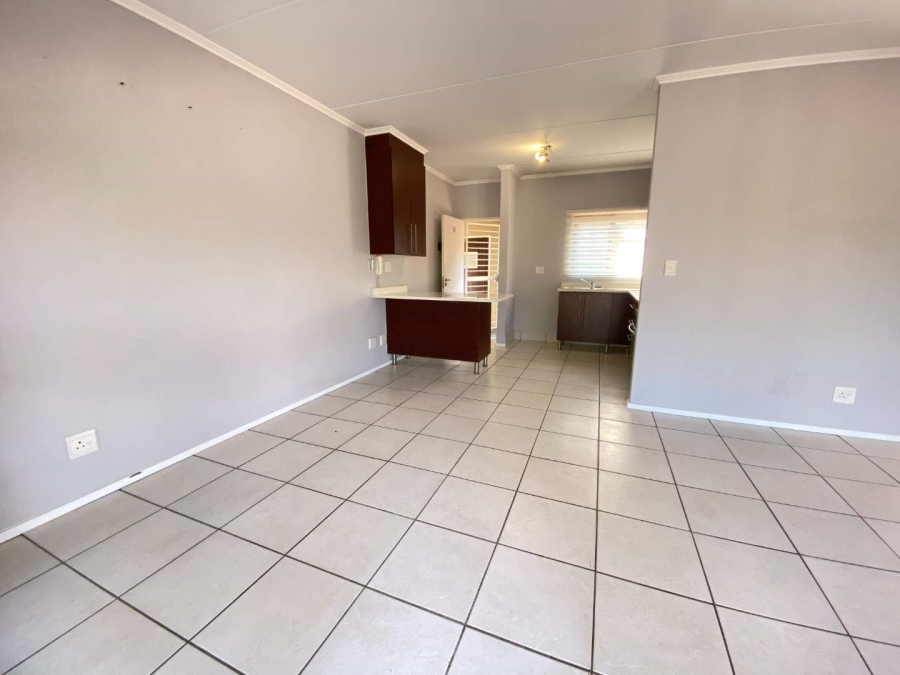 2 Bedroom Property for Sale in Glenvista Gauteng