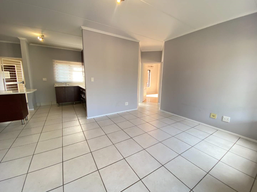 2 Bedroom Property for Sale in Glenvista Gauteng