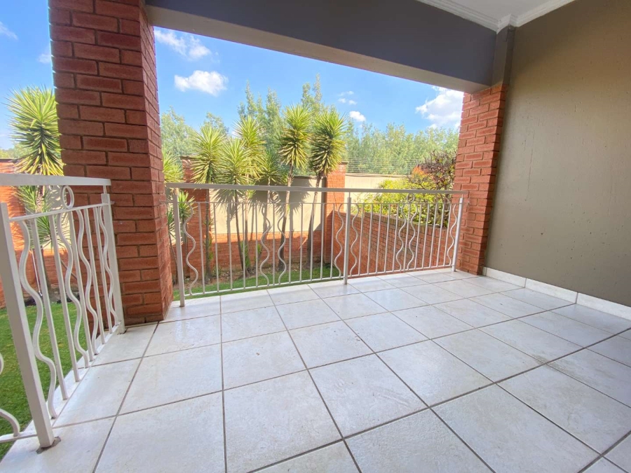 2 Bedroom Property for Sale in Glenvista Gauteng