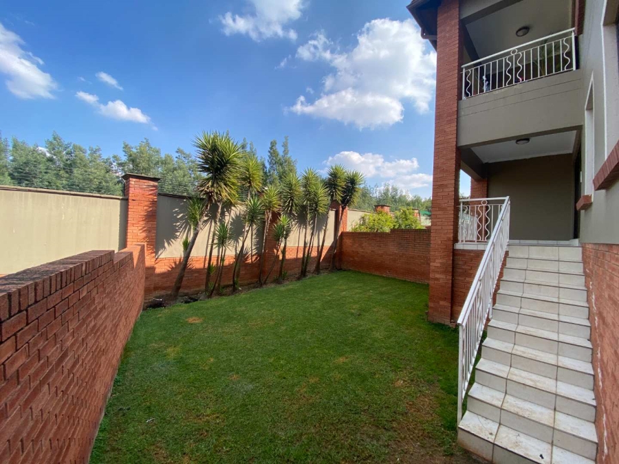 2 Bedroom Property for Sale in Glenvista Gauteng