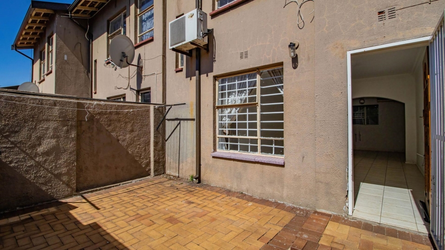 2 Bedroom Property for Sale in Rynsoord Gauteng