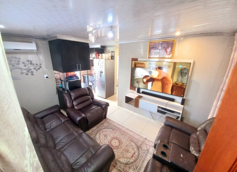 3 Bedroom Property for Sale in Elandspoort Gauteng
