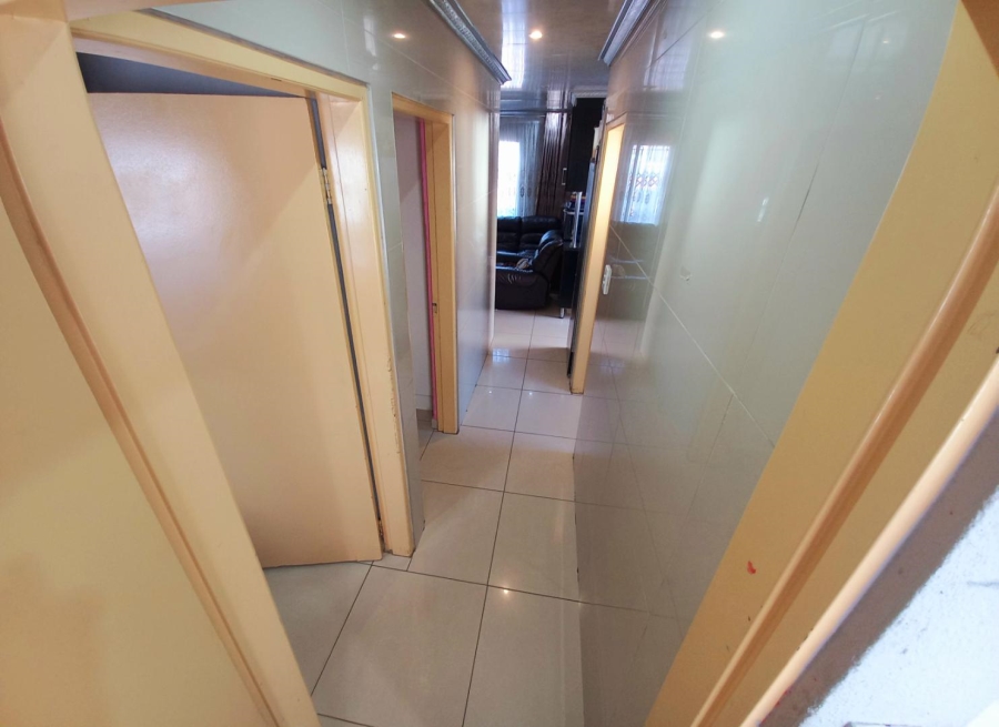 3 Bedroom Property for Sale in Elandspoort Gauteng