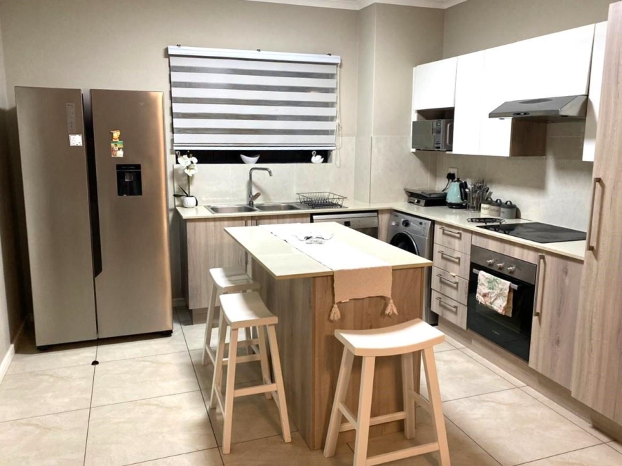 2 Bedroom Property for Sale in North Riding Gauteng