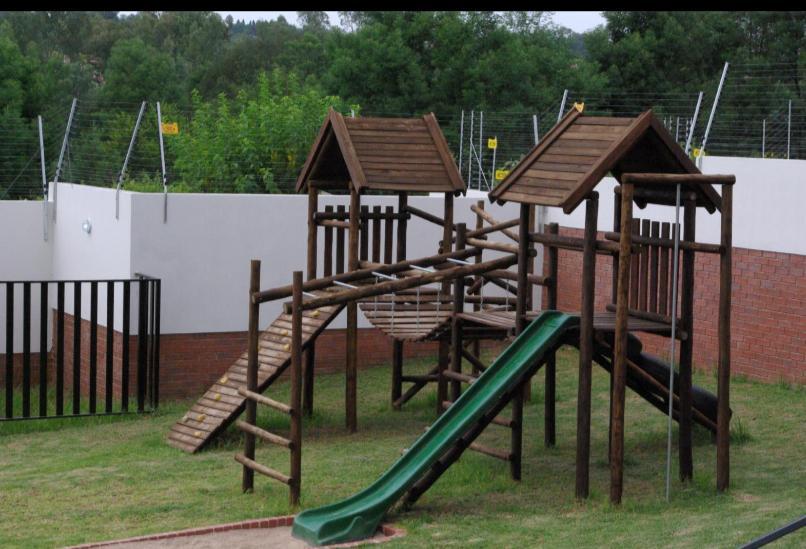 2 Bedroom Property for Sale in North Riding Gauteng