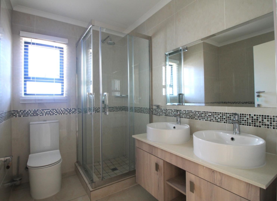To Let 2 Bedroom Property for Rent in North Riding Gauteng