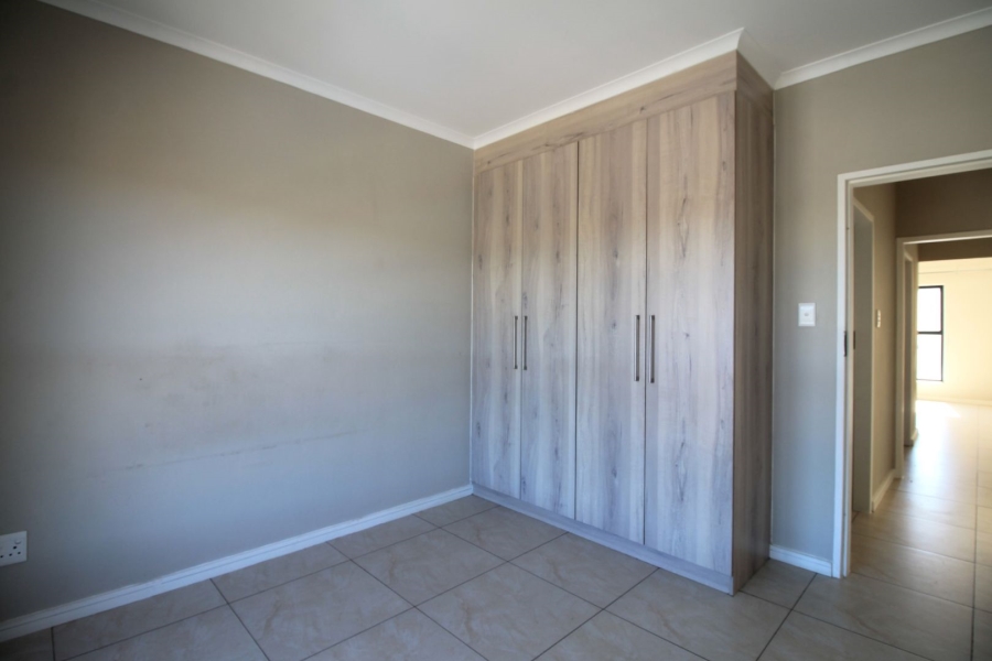 To Let 2 Bedroom Property for Rent in North Riding Gauteng