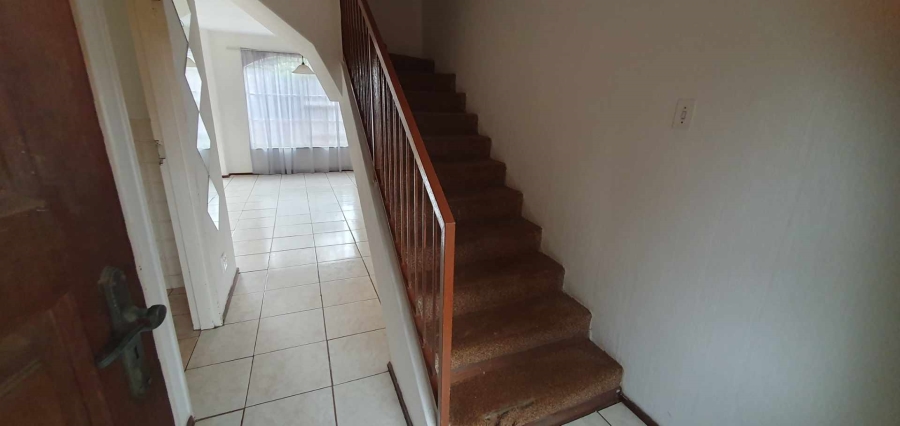 2 Bedroom Property for Sale in Fleurhof Gauteng