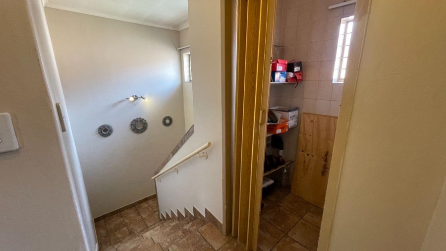2 Bedroom Property for Sale in Weavind Park Gauteng