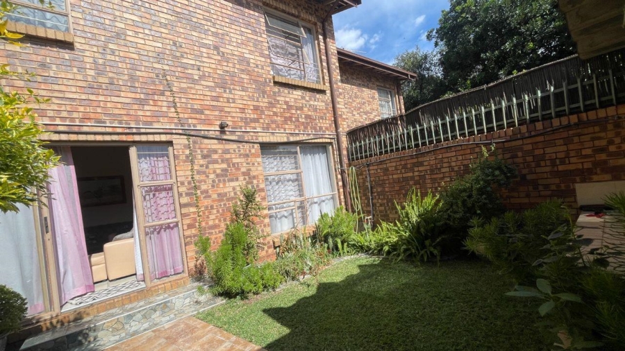 2 Bedroom Property for Sale in Weavind Park Gauteng