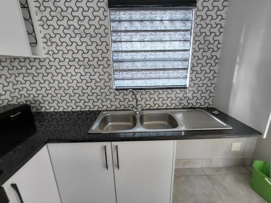 To Let 1 Bedroom Property for Rent in Dainfern Gauteng