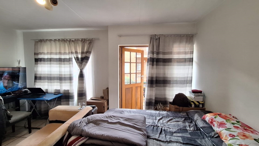 1 Bedroom Property for Sale in Richmond Gauteng