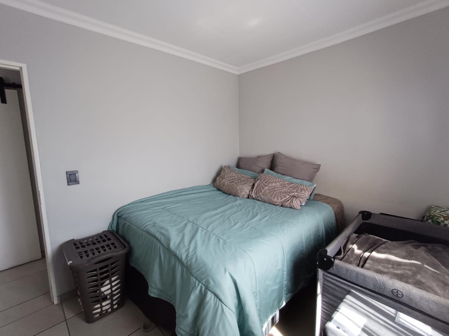 2 Bedroom Property for Sale in Fleurhof Gauteng