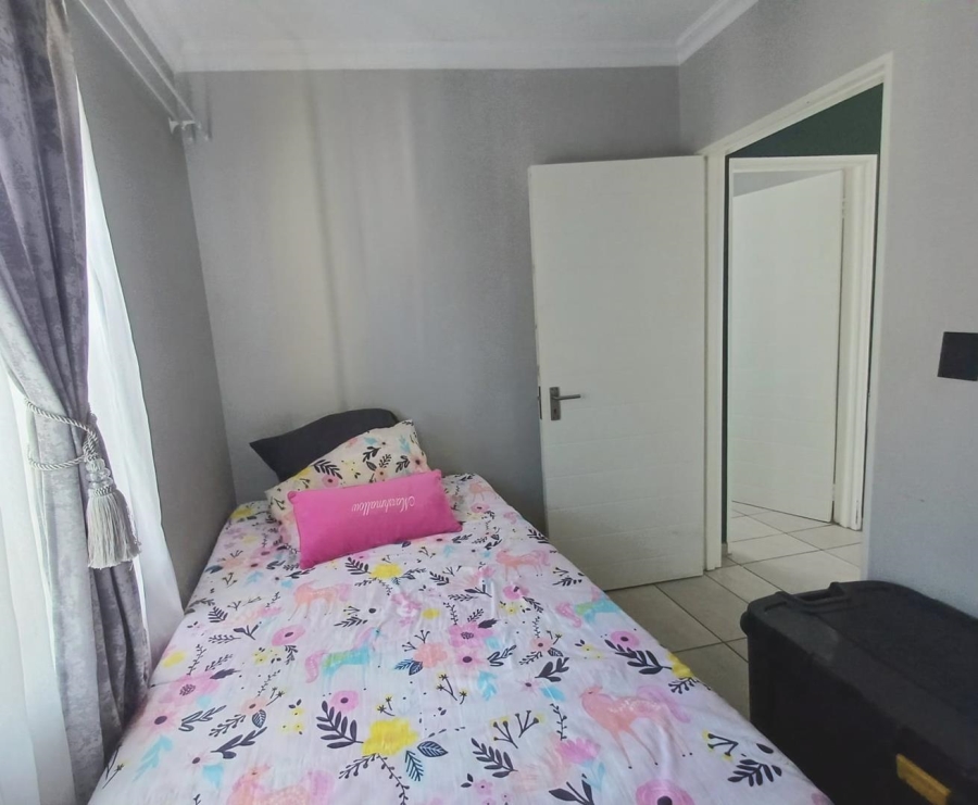 2 Bedroom Property for Sale in Fleurhof Gauteng