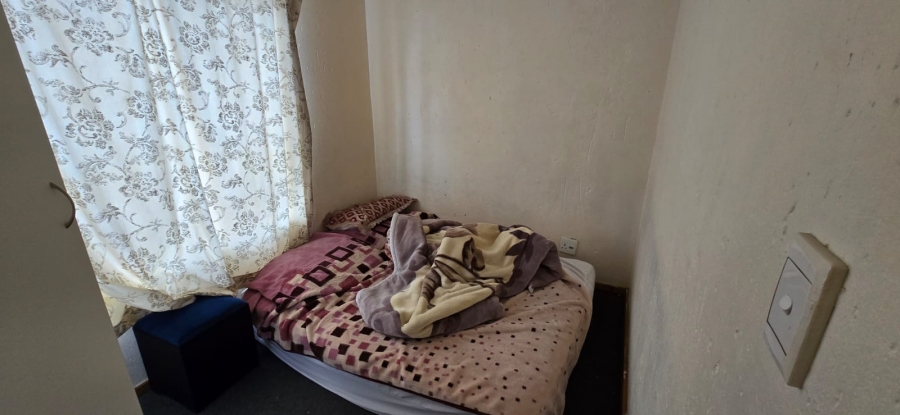 2 Bedroom Property for Sale in Chloorkop Gauteng