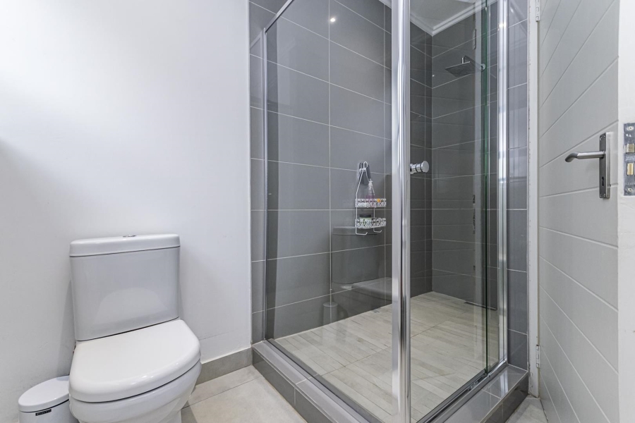 3 Bedroom Property for Sale in Pinehaven Gauteng