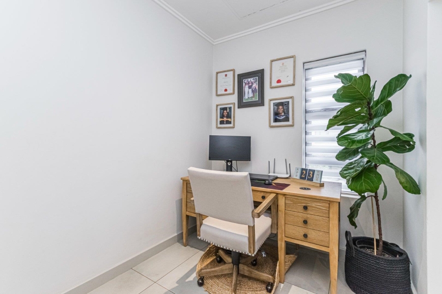3 Bedroom Property for Sale in Pinehaven Gauteng