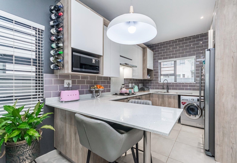 3 Bedroom Property for Sale in Pinehaven Gauteng