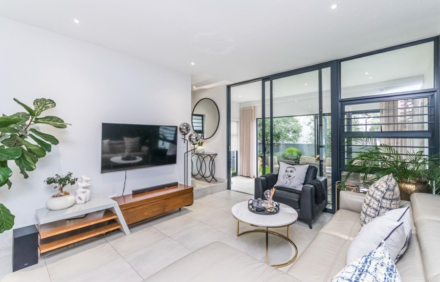 3 Bedroom Property for Sale in Pinehaven Gauteng