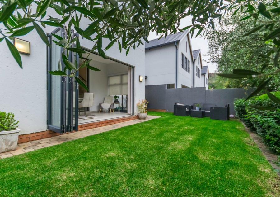 3 Bedroom Property for Sale in Pinehaven Gauteng