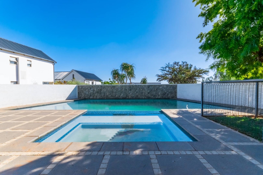 3 Bedroom Property for Sale in Pinehaven Gauteng