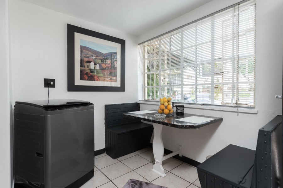 11 Bedroom Property for Sale in Mondeor Gauteng