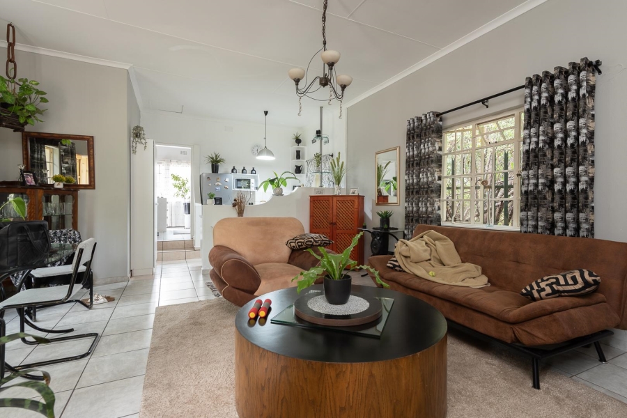 11 Bedroom Property for Sale in Mondeor Gauteng